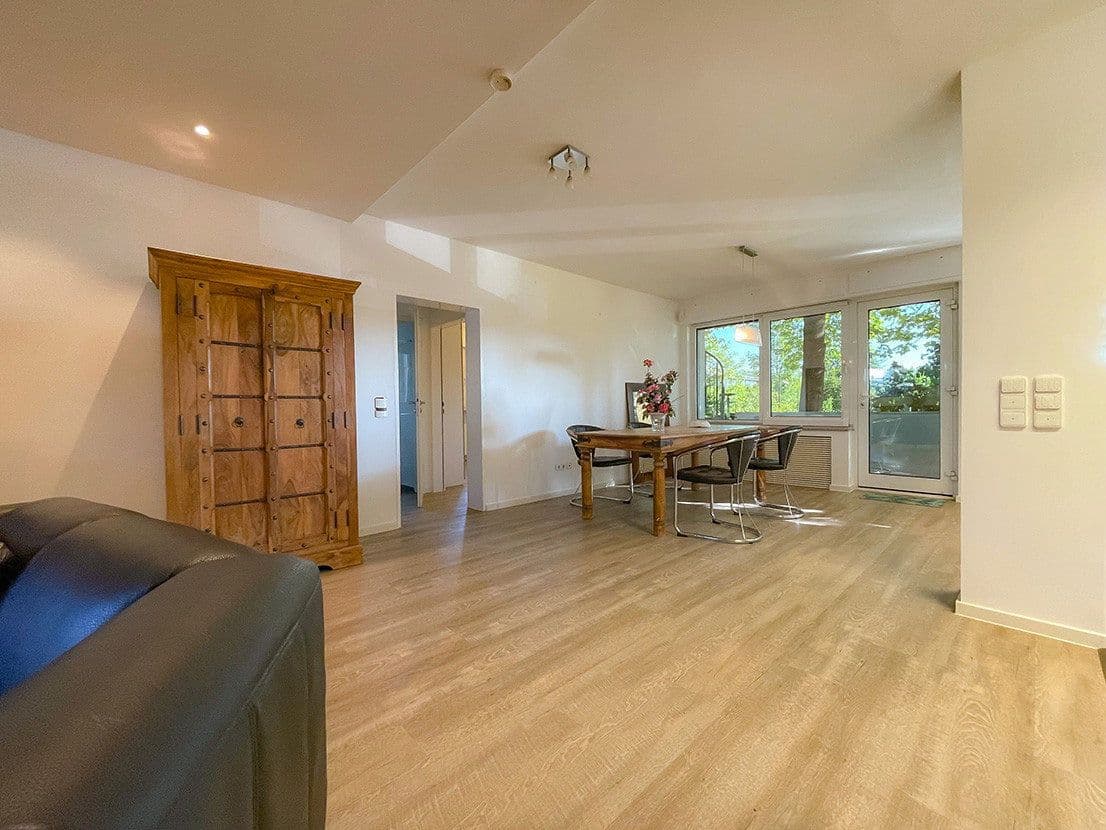 Prenájom bytu 3-izbový 80 m², Friedrich-Uhde-Str. 7, Bad Soden am Taunus, Hesensko Prenájom bytu 3-izbový 80 m², Friedrich-Uhde-Str. 7, Bad Soden am Taunus, Hesensko