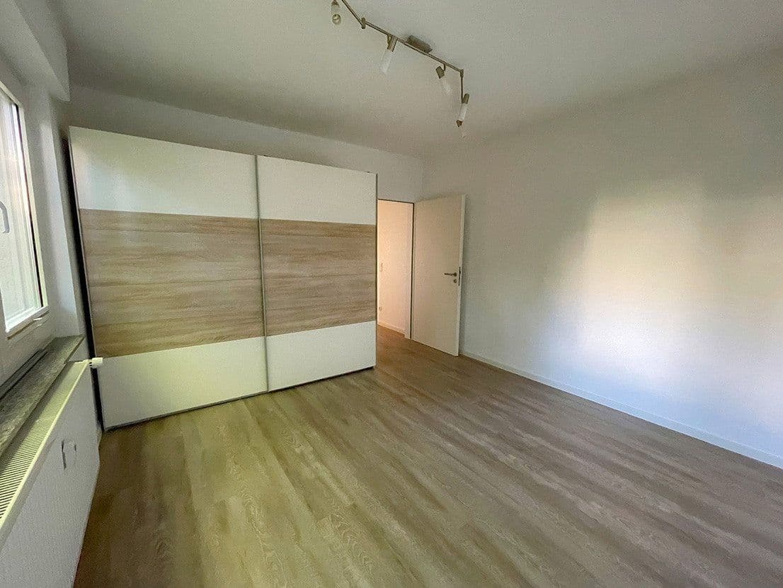 Prenájom bytu 3-izbový 80 m², Friedrich-Uhde-Str. 7, Bad Soden am Taunus, Hesensko Prenájom bytu 3-izbový 80 m², Friedrich-Uhde-Str. 7, Bad Soden am Taunus, Hesensko