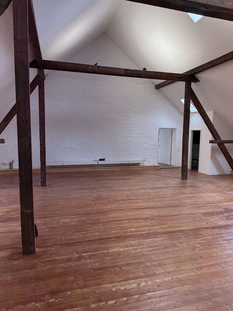 Prenájom kancelárie 135 m², Oberbenrader Straße 51, Krefeld, Severné Porýnie - Westfálsko Prenájom kancelárie 135 m², Oberbenrader Straße 51, Krefeld, Severné Porýnie - Westfálsko