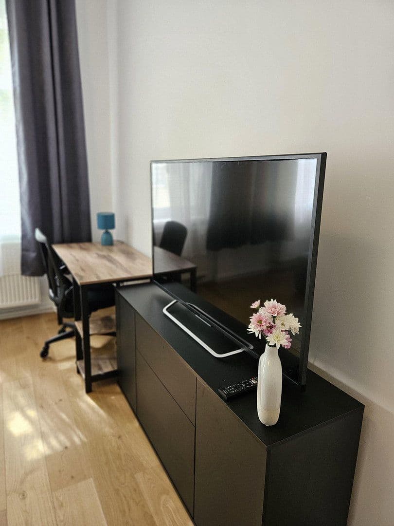 Prenájom bytu 1-izbový 24 m², Edisonstraße 45, Berlin, Berlín Prenájom bytu 1-izbový 24 m², Edisonstraße 45, Berlin, Berlín