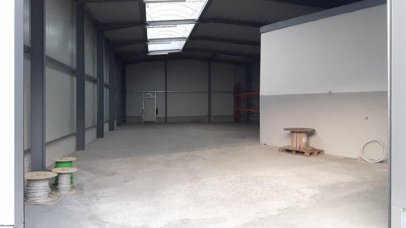 Prenájom nebytového priestoru 370 m², Dieselstr. 9, Arnsberg, Severné Porýnie - Westfálsko Prenájom nebytového priestoru 370 m², Dieselstr. 9, Arnsberg, Severné Porýnie - Westfálsko