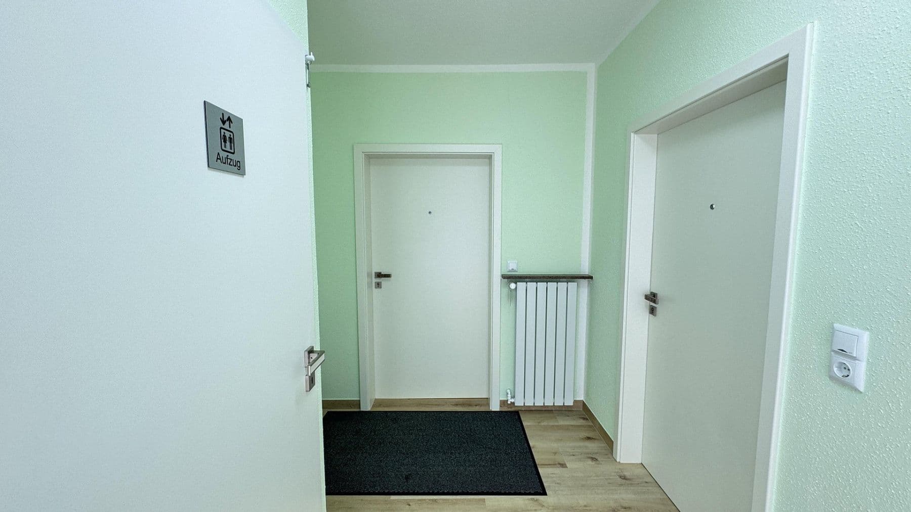 Predaj domu 877 m², pozemek 23.976 m², Balge, Dolné Sasko Predaj domu 877 m², pozemek 23.976 m², Balge, Dolné Sasko