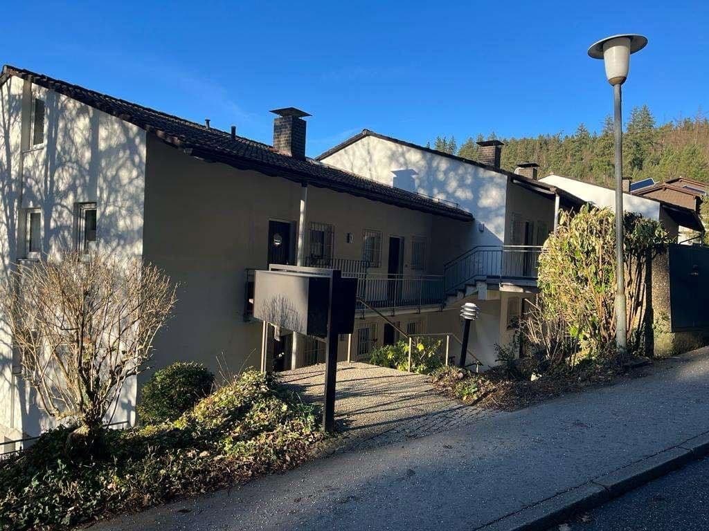 Prenájom bytu 1-izbový 47 m², Am Hochwald 3, Bad Liebenzell, Bádensko-Wurttembersko Prenájom bytu 1-izbový 47 m², Am Hochwald 3, Bad Liebenzell, Bádensko-Wurttembersko