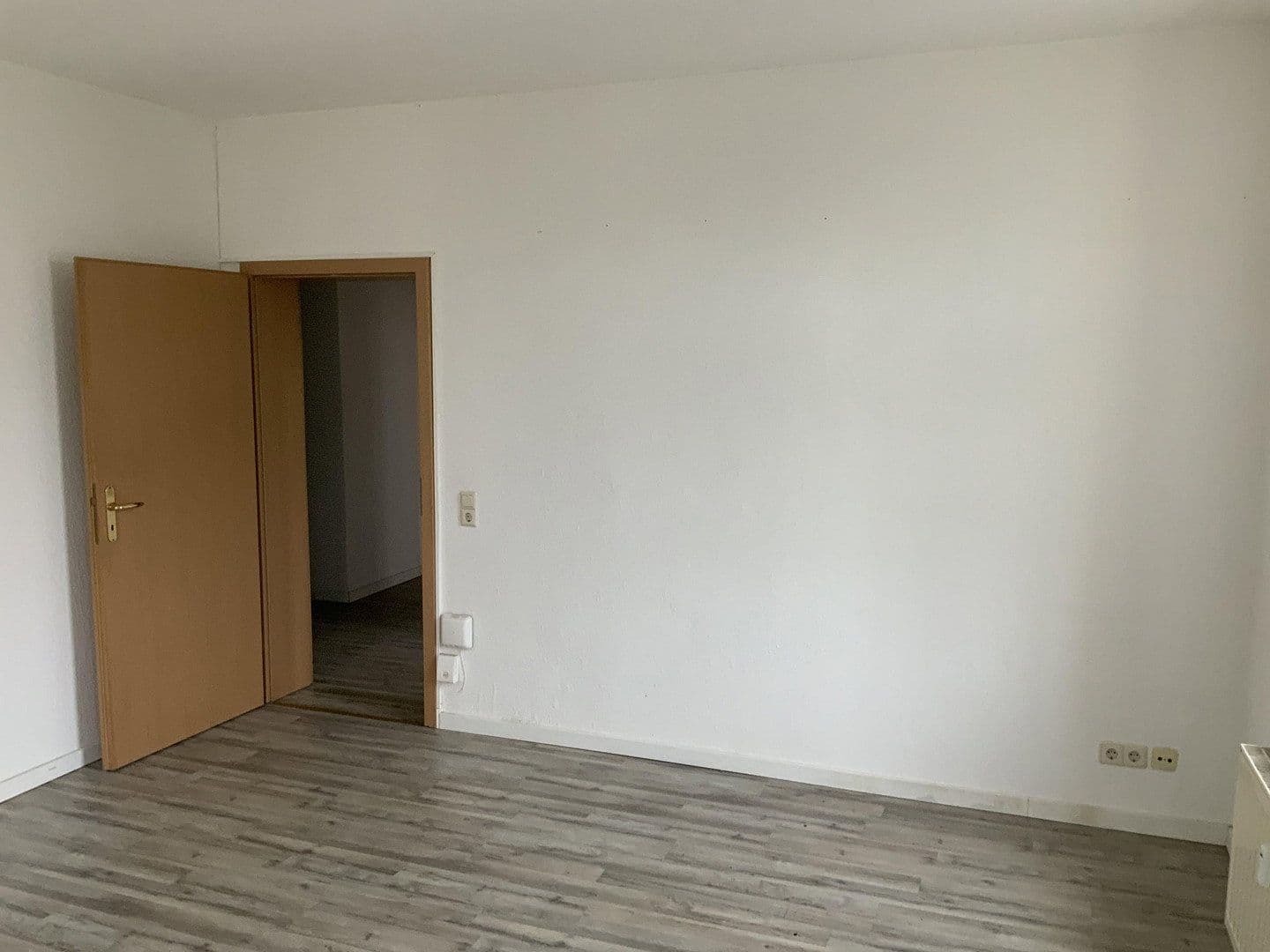 Prenájom bytu 2-izbový 51 m², Kantstraße, Chemnitz, Sasko Prenájom bytu 2-izbový 51 m², Kantstraße, Chemnitz, Sasko