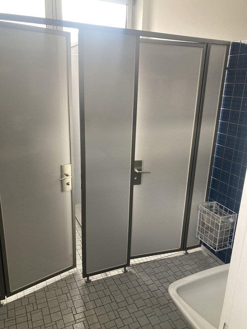Prenájom kancelárie 323 m², Holzhauserstr. 1A, Bingen am Rhein, Porýnie-Falcko Prenájom kancelárie 323 m², Holzhauserstr. 1A, Bingen am Rhein, Porýnie-Falcko