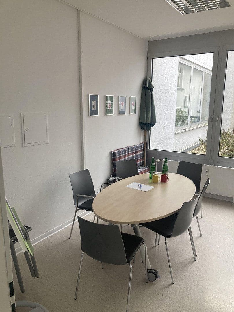 Prenájom kancelárie 323 m², Holzhauserstr. 1A, Bingen am Rhein, Porýnie-Falcko Prenájom kancelárie 323 m², Holzhauserstr. 1A, Bingen am Rhein, Porýnie-Falcko
