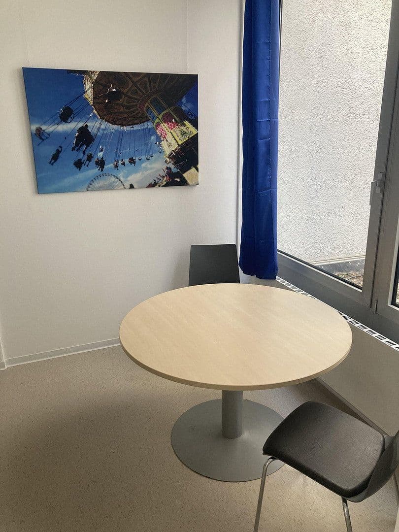Prenájom kancelárie 323 m², Holzhauserstr. 1A, Bingen am Rhein, Porýnie-Falcko Prenájom kancelárie 323 m², Holzhauserstr. 1A, Bingen am Rhein, Porýnie-Falcko