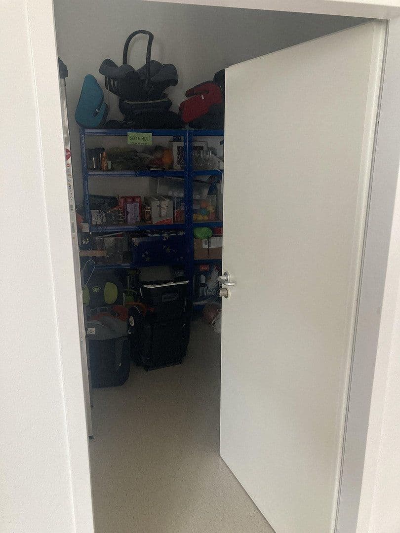 Prenájom kancelárie 323 m², Holzhauserstr. 1A, Bingen am Rhein, Porýnie-Falcko Prenájom kancelárie 323 m², Holzhauserstr. 1A, Bingen am Rhein, Porýnie-Falcko