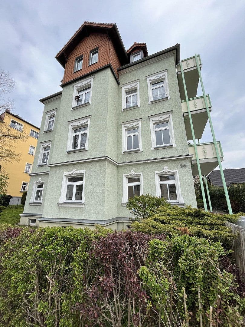 Prenájom bytu 5-izbový 124 m², Glösaer Straße 26, Chemnitz, Sasko Prenájom bytu 5-izbový 124 m², Glösaer Straße 26, Chemnitz, Sasko