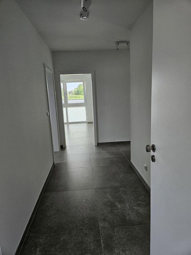 Prenájom bytu 3-izbový 106 m², Jann-Berghaus-Straße 16, Moormerland, Dolné Sasko Prenájom bytu 3-izbový 106 m², Jann-Berghaus-Straße 16, Moormerland, Dolné Sasko