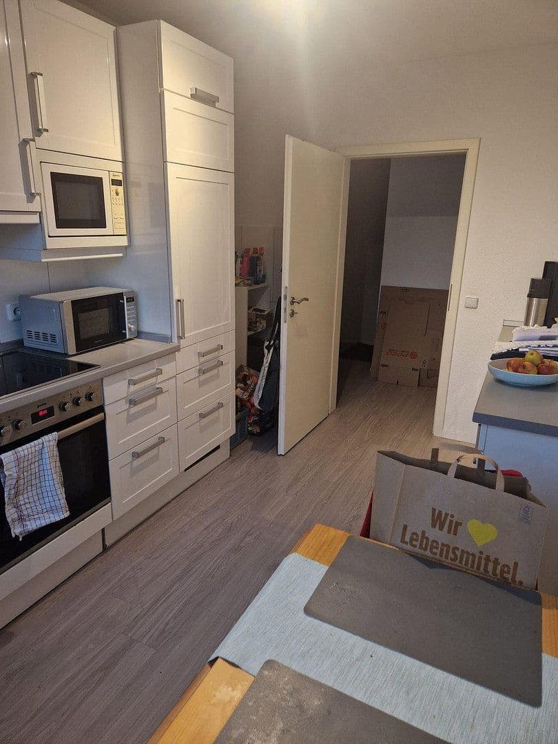 Prenájom bytu 2-izbový 55 m², Liebigstr 15a, Mülheim a.d. Ruhr, Severné Porýnie - Westfálsko Prenájom bytu 2-izbový 55 m², Liebigstr 15a, Mülheim a.d. Ruhr, Severné Porýnie - Westfálsko