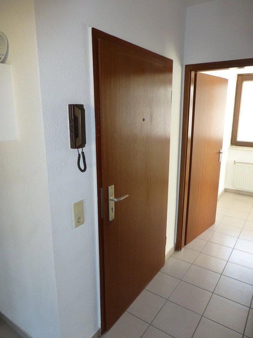Prenájom bytu 2-izbový 55 m², Geleitsstr. 32, Offenbach am Main, Hesensko Prenájom bytu 2-izbový 55 m², Geleitsstr. 32, Offenbach am Main, Hesensko