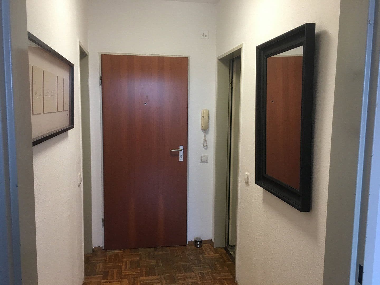 Prenájom bytu 1-izbový 45 m², Königswinterer Str. 156, Bonn, Severné Porýnie - Westfálsko Prenájom bytu 1-izbový 45 m², Königswinterer Str. 156, Bonn, Severné Porýnie - Westfálsko