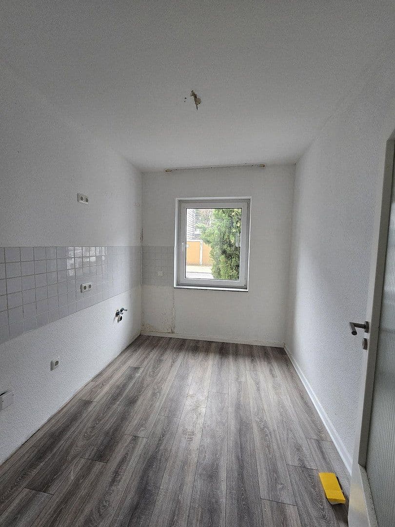 Prenájom bytu 2-izbový 55 m², Merzenicher Strasse 11, Düren, Severné Porýnie - Westfálsko Prenájom bytu 2-izbový 55 m², Merzenicher Strasse 11, Düren, Severné Porýnie - Westfálsko