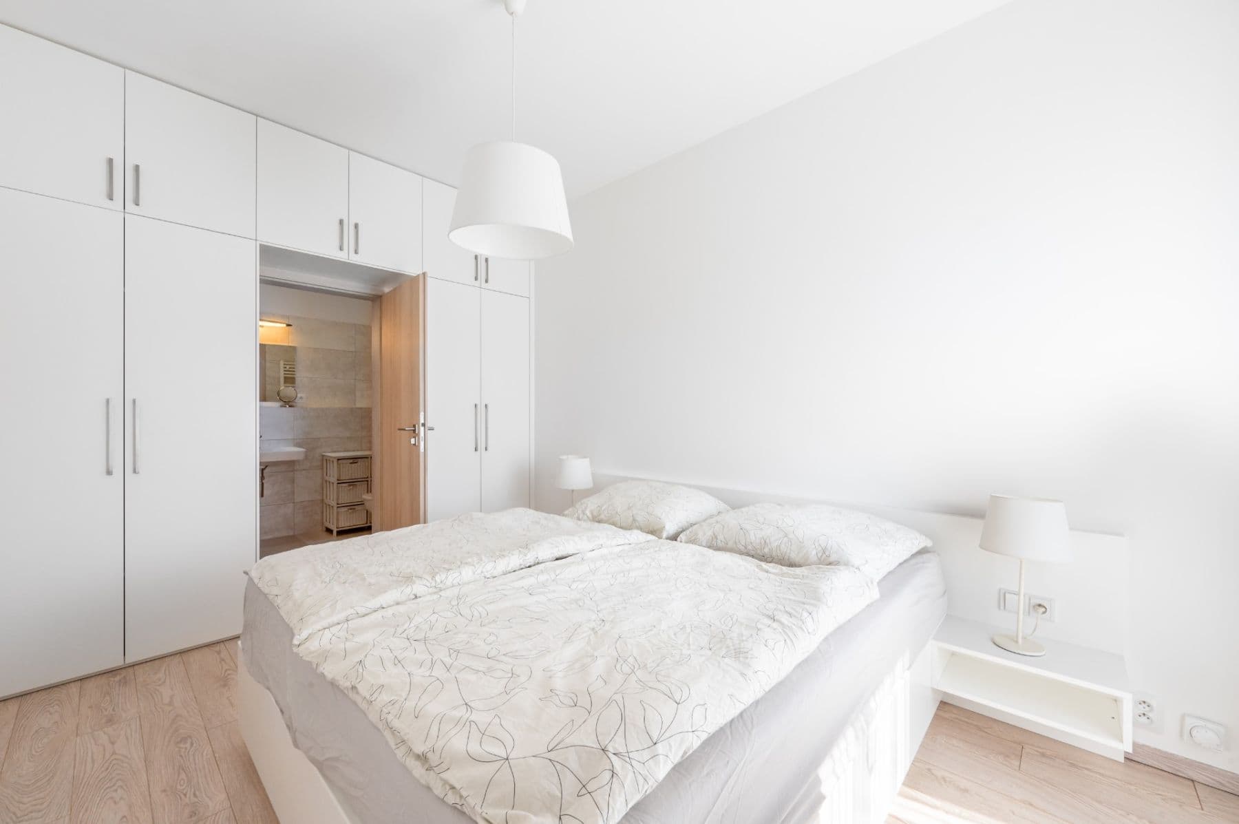 Prenájom bytu 2-izbový 58 m², U Mlýnského kanálu, Praha, Praha Prenájom bytu 2-izbový 58 m², U Mlýnského kanálu, Praha, Praha