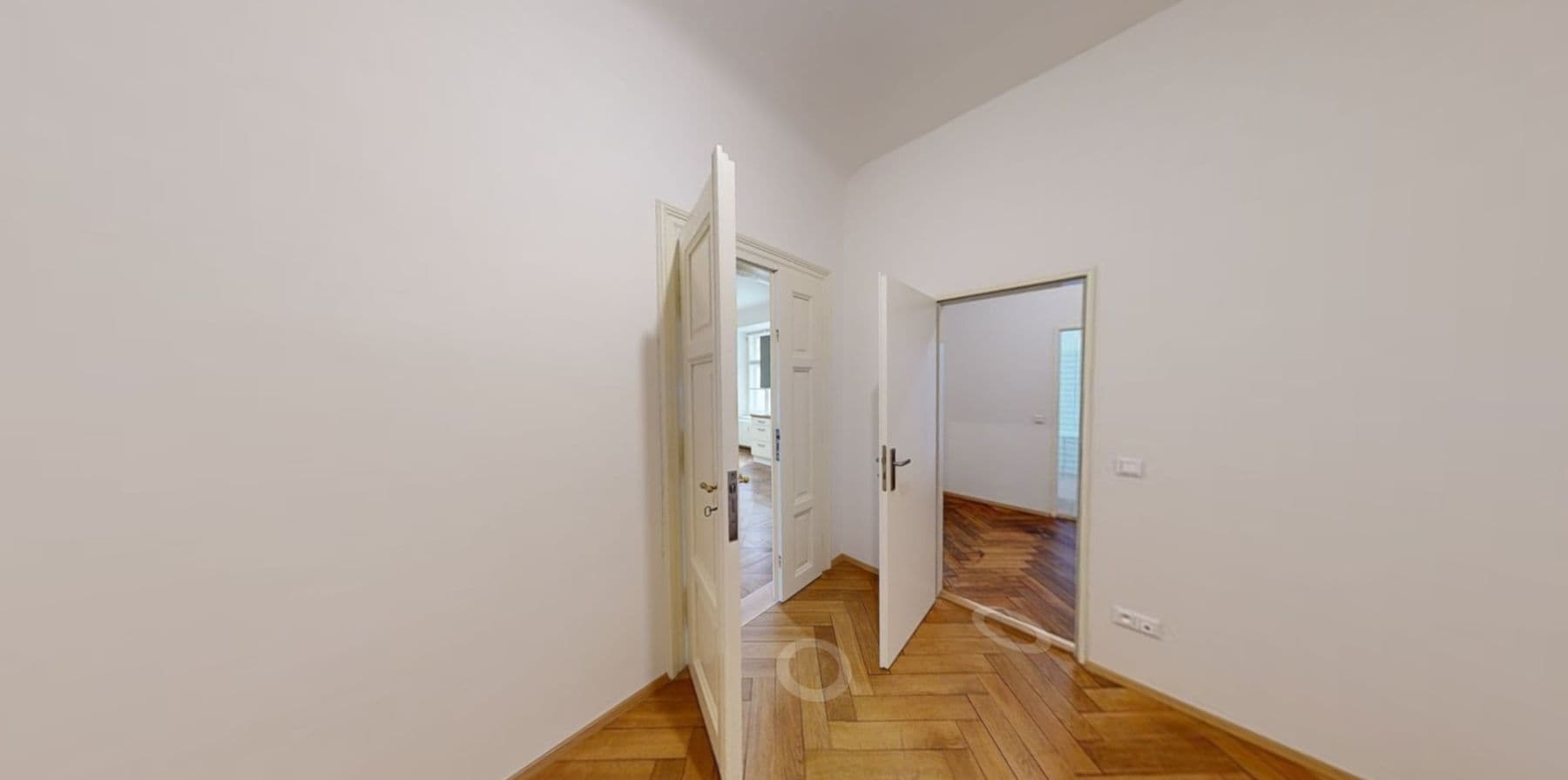 Prenájom bytu 2-izbový 122 m², Národní, Praha, Praha Prenájom bytu 2-izbový 122 m², Národní, Praha, Praha
