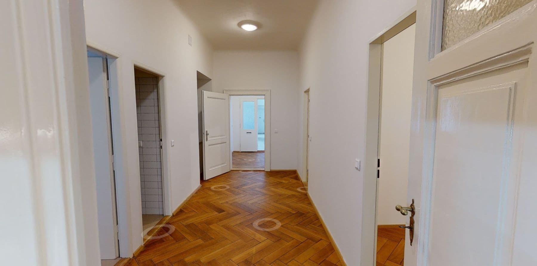 Prenájom bytu 2-izbový 122 m², Národní, Praha, Praha Prenájom bytu 2-izbový 122 m², Národní, Praha, Praha