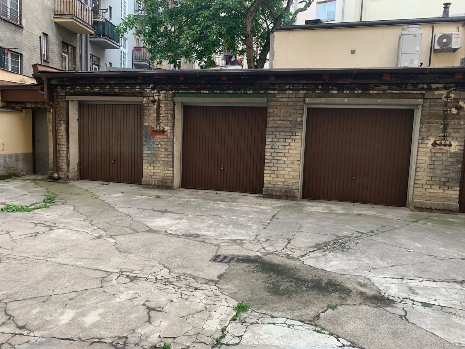 Prenájom garáže 18 m², Praha, Praha Prenájom garáže 18 m², Praha, Praha