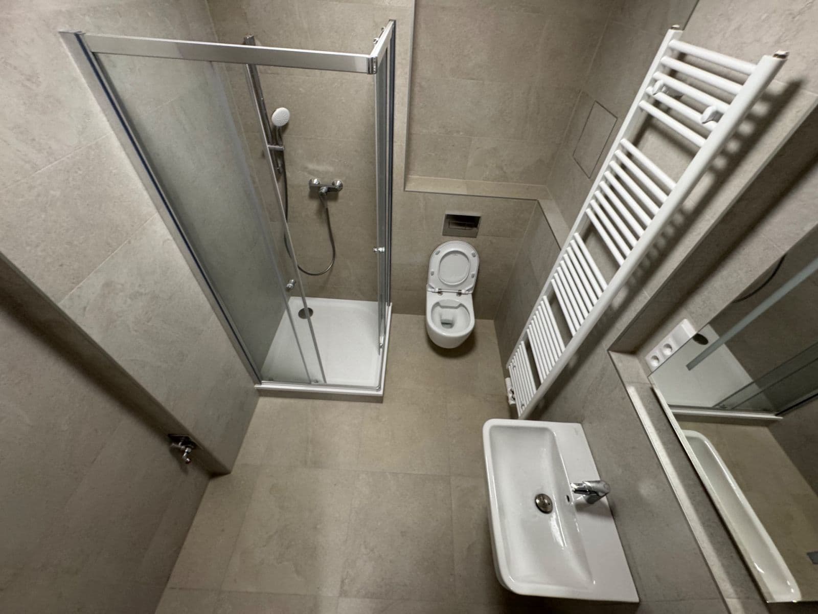 Prenájom bytu 1-izbový 36 m², Divíškové, Praha, Praha Prenájom bytu 1-izbový 36 m², Divíškové, Praha, Praha