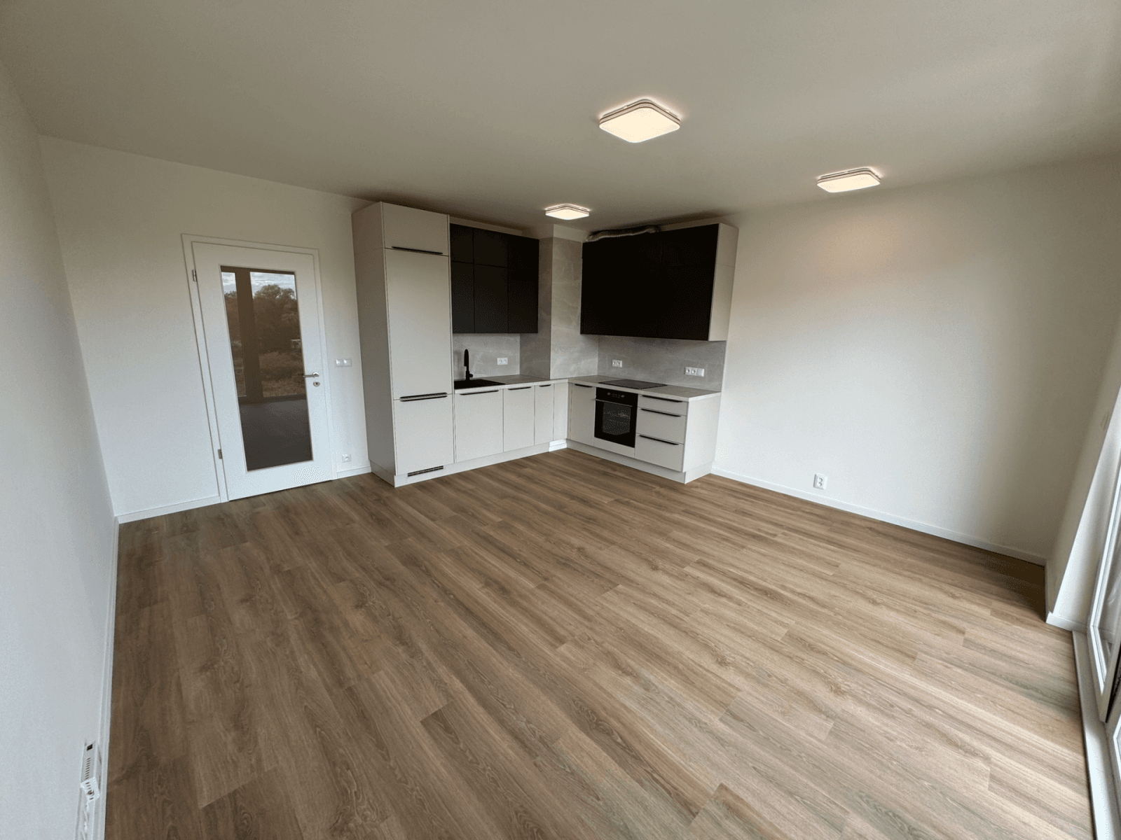 Prenájom bytu 1-izbový 36 m², Divíškové, Praha, Praha Prenájom bytu 1-izbový 36 m², Divíškové, Praha, Praha
