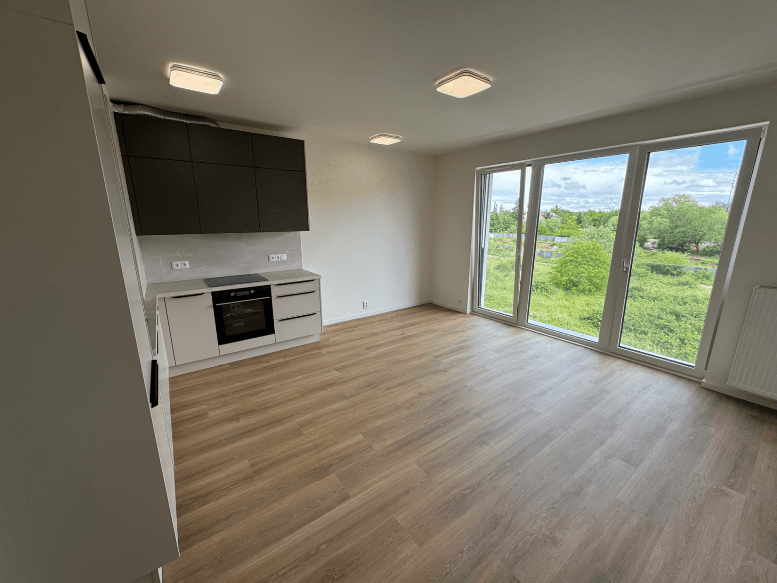 Prenájom bytu 1-izbový 36 m², Divíškové, Praha, Praha Prenájom bytu 1-izbový 36 m², Divíškové, Praha, Praha