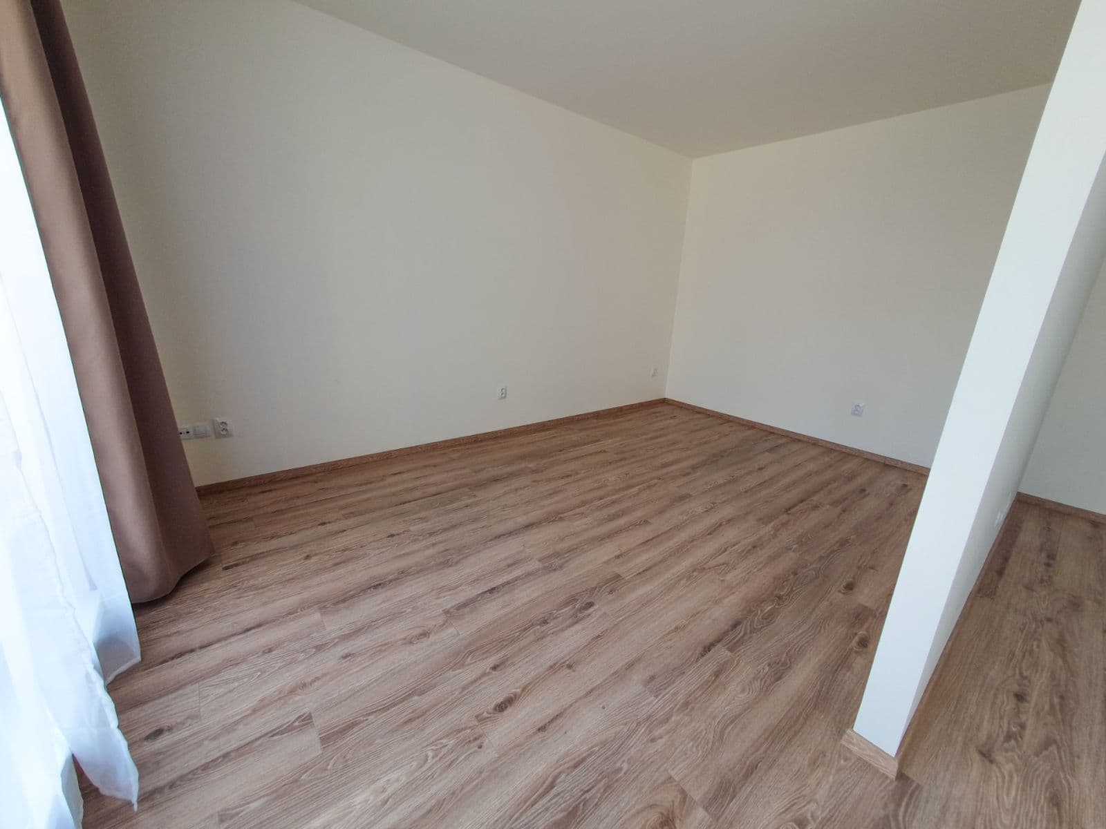 Prenájom bytu 1-izbový 49 m², Plotní, Brno, Jihomoravský kraj Prenájom bytu 1-izbový 49 m², Plotní, Brno, Jihomoravský kraj