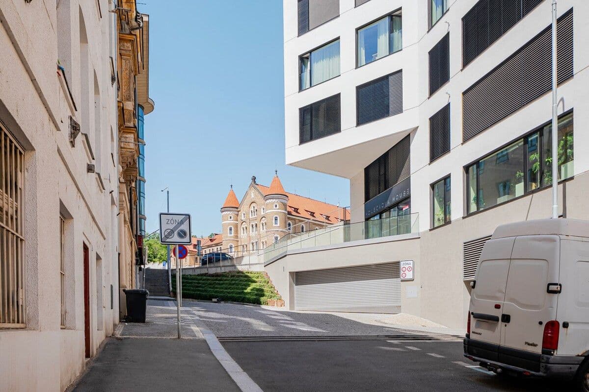 Prenájom bytu 30 m², Grafická a, Praha, Praha Prenájom bytu 30 m², Grafická a, Praha, Praha