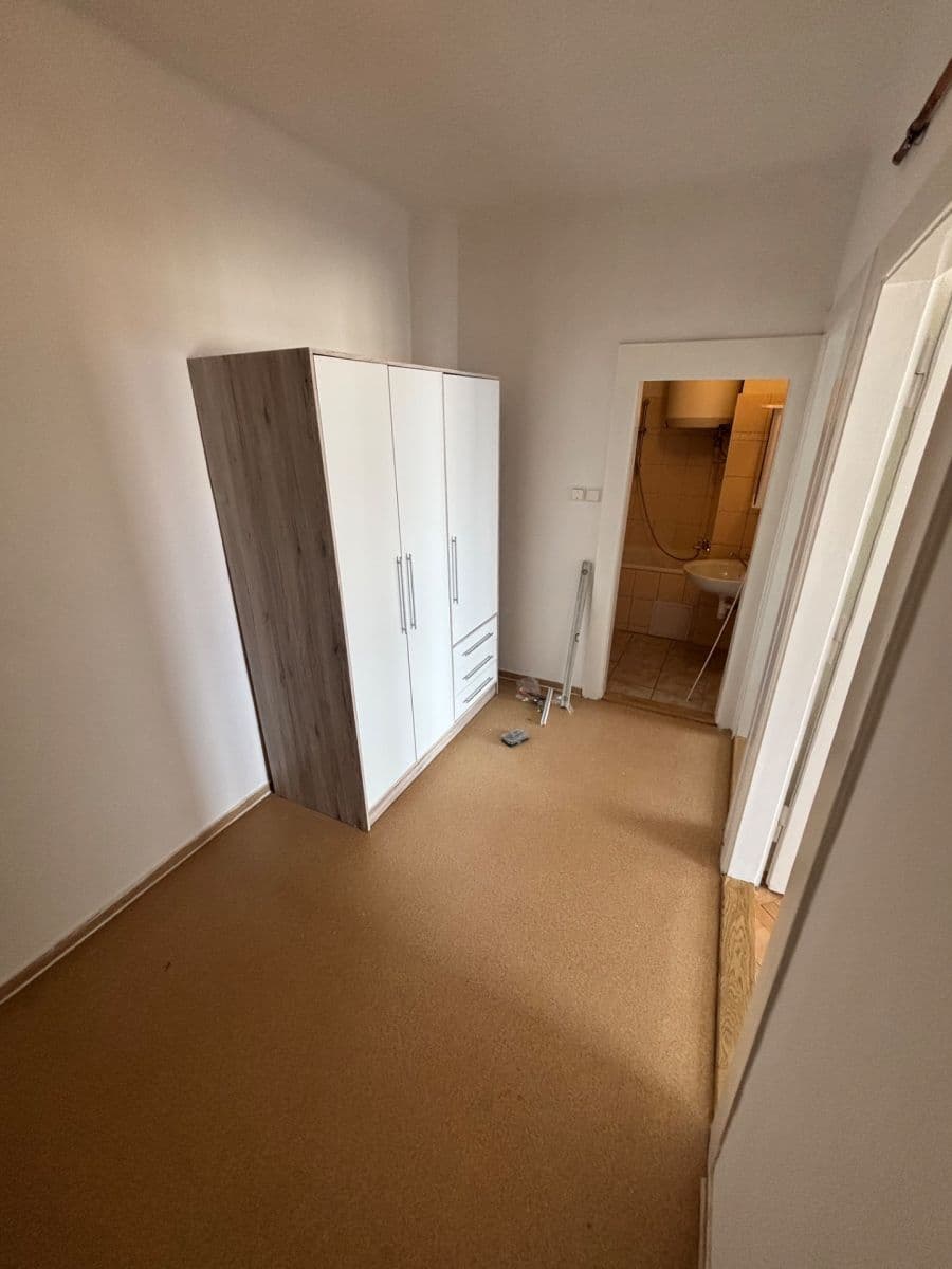 Prenájom bytu 2-izbový 48 m², Rečkova, Praha, Praha Prenájom bytu 2-izbový 48 m², Rečkova, Praha, Praha