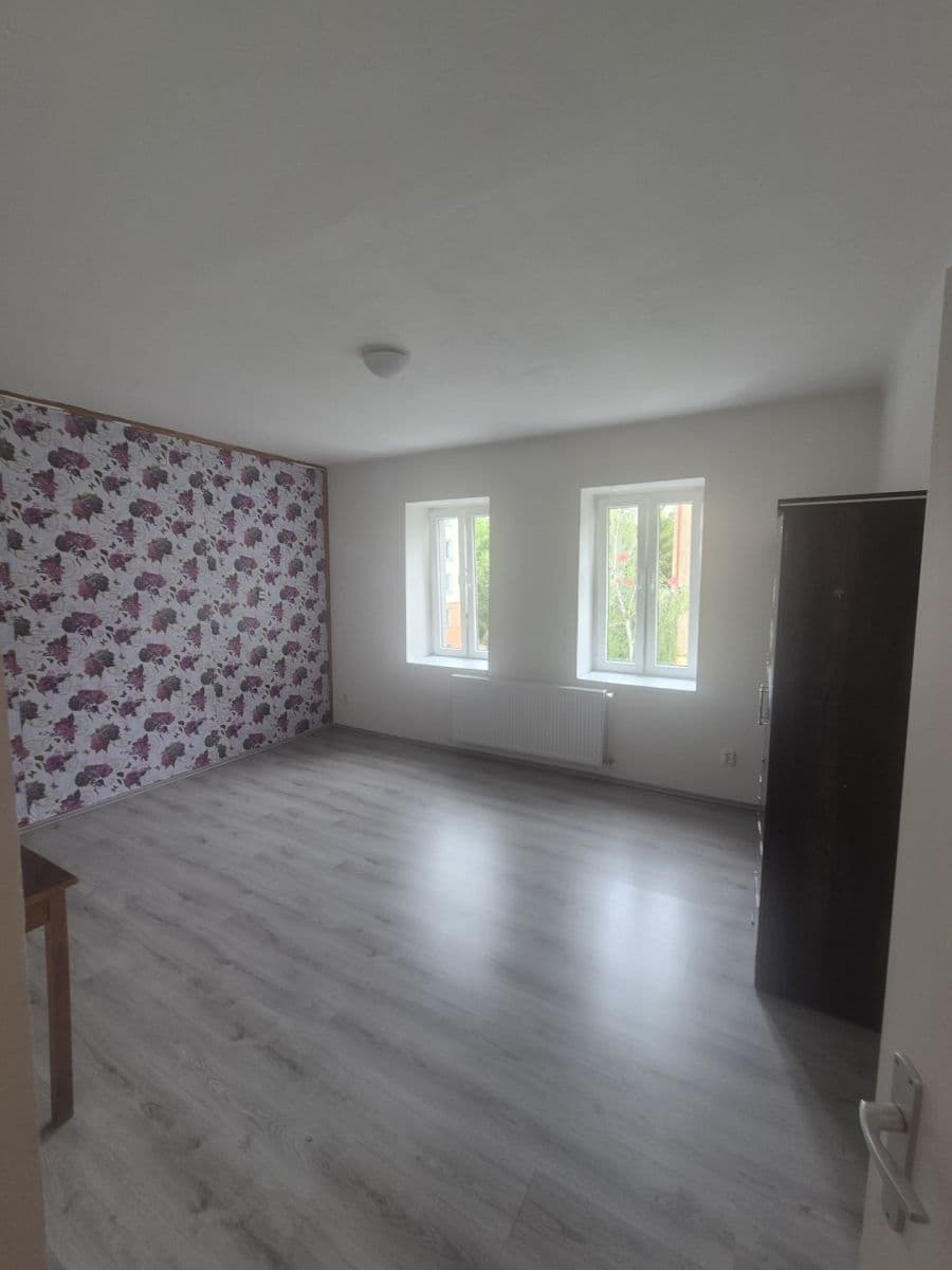 Prenájom bytu 1-izbový 35 m², Kladenská, Praha, Praha Prenájom bytu 1-izbový 35 m², Kladenská, Praha, Praha