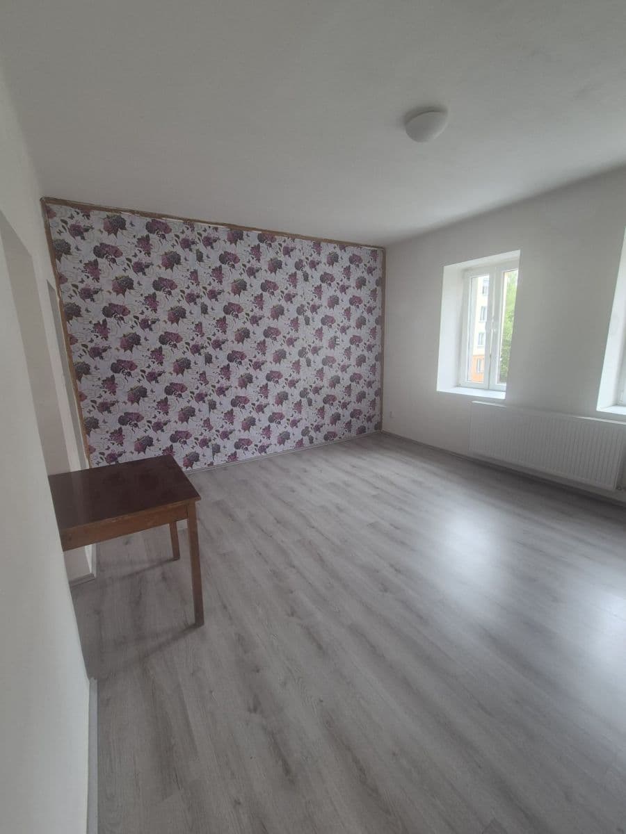 Prenájom bytu 1-izbový 35 m², Kladenská, Praha, Praha Prenájom bytu 1-izbový 35 m², Kladenská, Praha, Praha