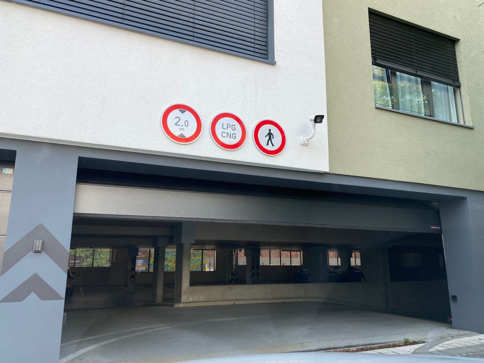 Predaj garáže 13 m², Jankovcova, Praha, Praha Predaj garáže 13 m², Jankovcova, Praha, Praha