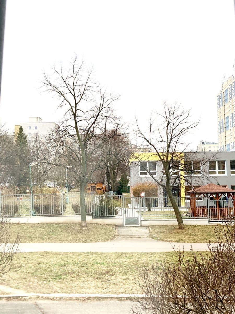 Prenájom bytu 2-izbový 40 m², Poznaňská, Praha, Praha Prenájom bytu 2-izbový 40 m², Poznaňská, Praha, Praha