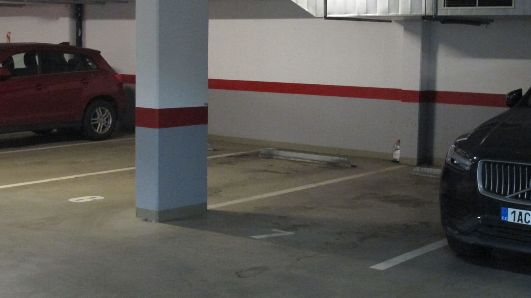 Prenájom garáže 12 m², Na Zatlance, Praha, Praha Prenájom garáže 12 m², Na Zatlance, Praha, Praha