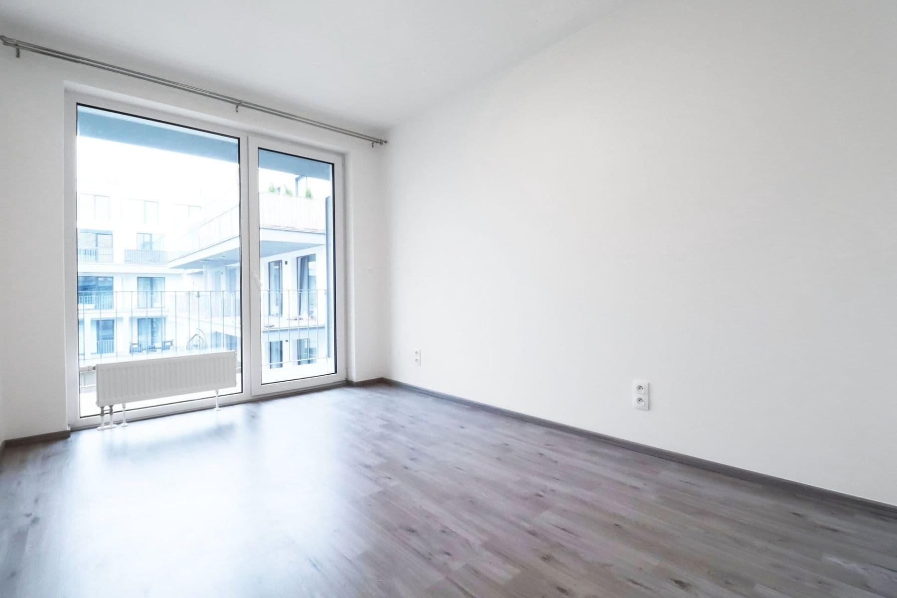 Prenájom bytu 2-izbový 53 m², Velvarská, Horoměřice, Středočeský kraj Prenájom bytu 2-izbový 53 m², Velvarská, Horoměřice, Středočeský kraj