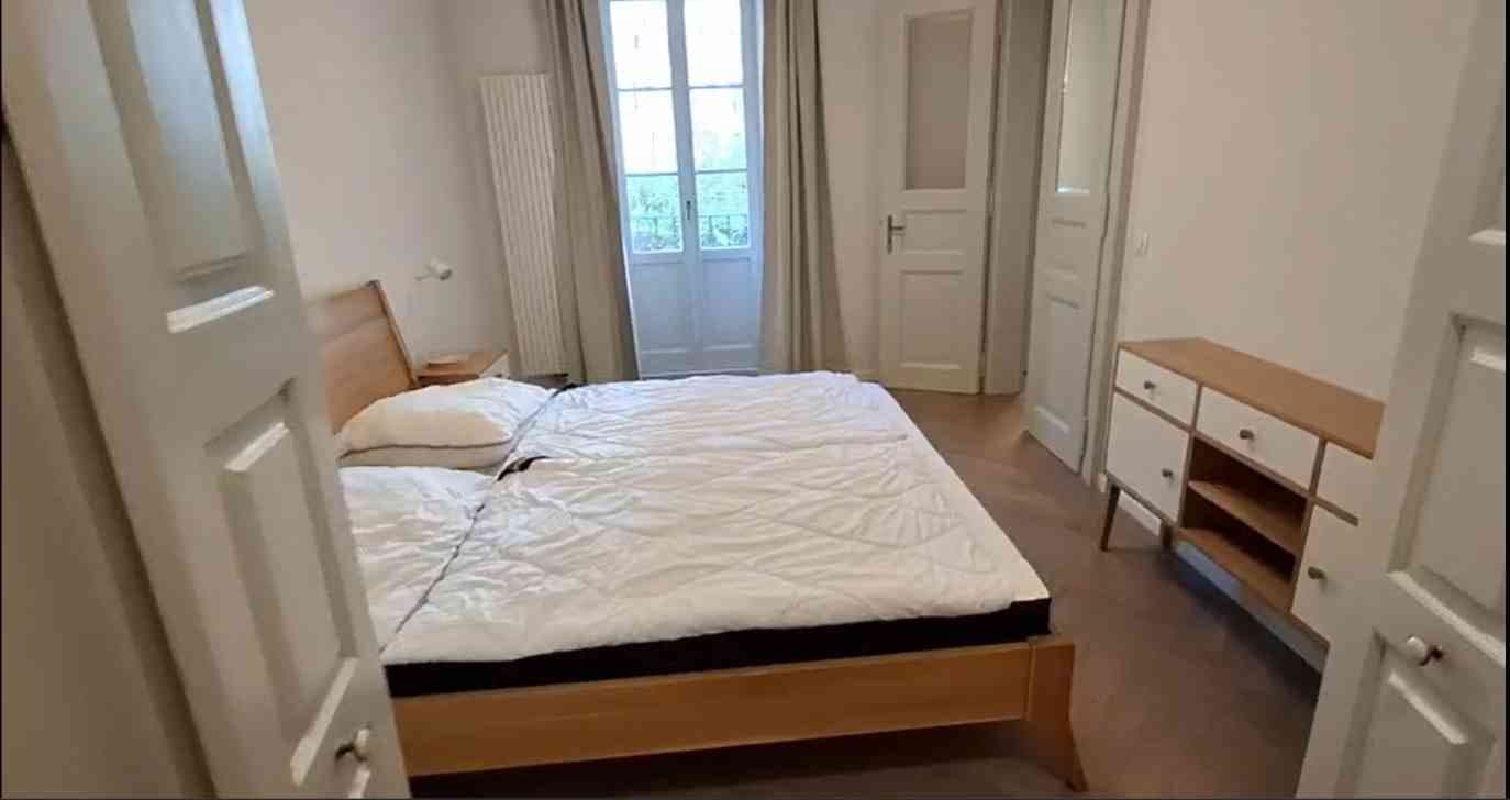 Prenájom bytu 2-izbový 84 m², Žatecká, Praha, Praha Prenájom bytu 2-izbový 84 m², Žatecká, Praha, Praha