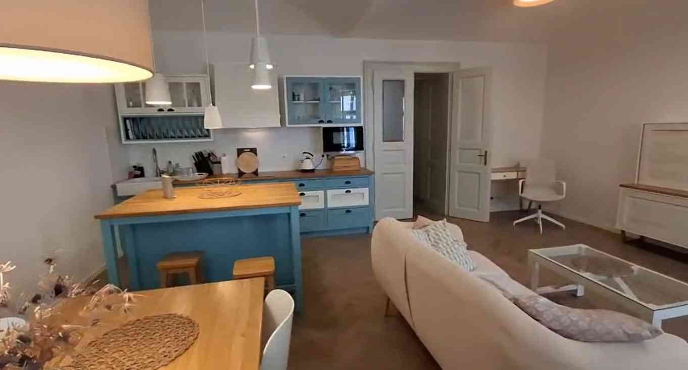 Prenájom bytu 2-izbový 84 m², Žatecká, Praha, Praha Prenájom bytu 2-izbový 84 m², Žatecká, Praha, Praha
