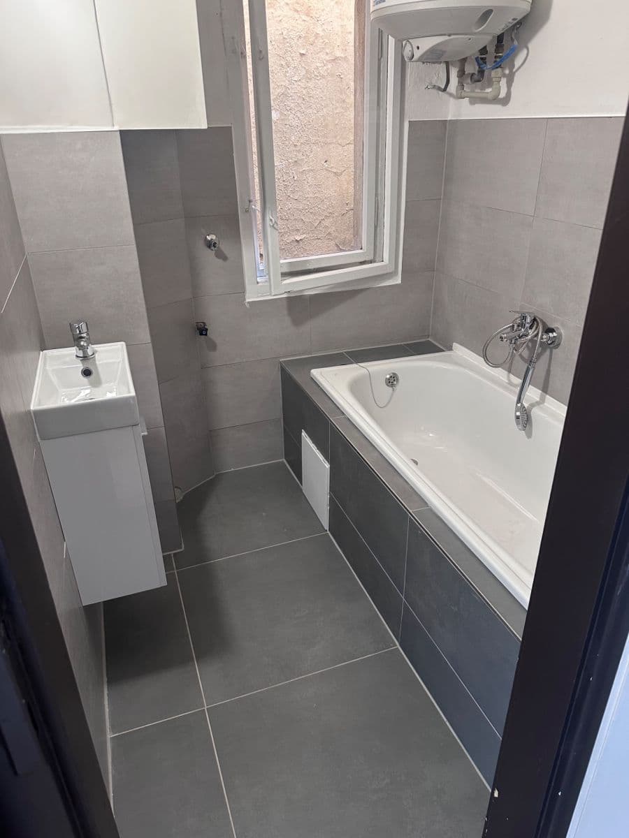 Prenájom bytu 1-izbový 50 m², Branická, Praha, Praha Prenájom bytu 1-izbový 50 m², Branická, Praha, Praha
