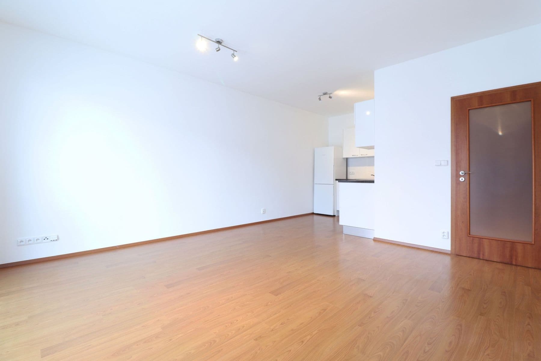 Prenájom bytu 2-izbový 49 m², Nad Akcízem, Praha, Praha Prenájom bytu 2-izbový 49 m², Nad Akcízem, Praha, Praha