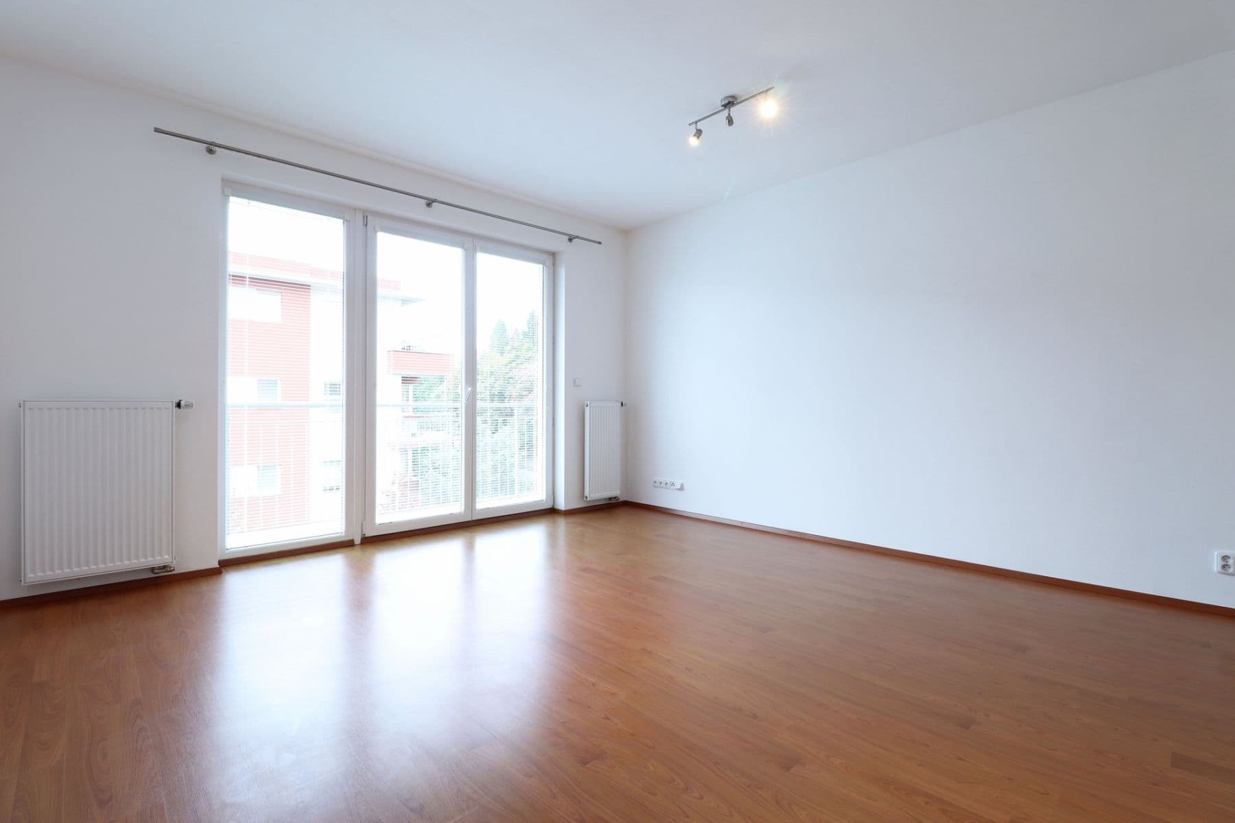 Prenájom bytu 2-izbový 49 m², Nad Akcízem, Praha, Praha Prenájom bytu 2-izbový 49 m², Nad Akcízem, Praha, Praha