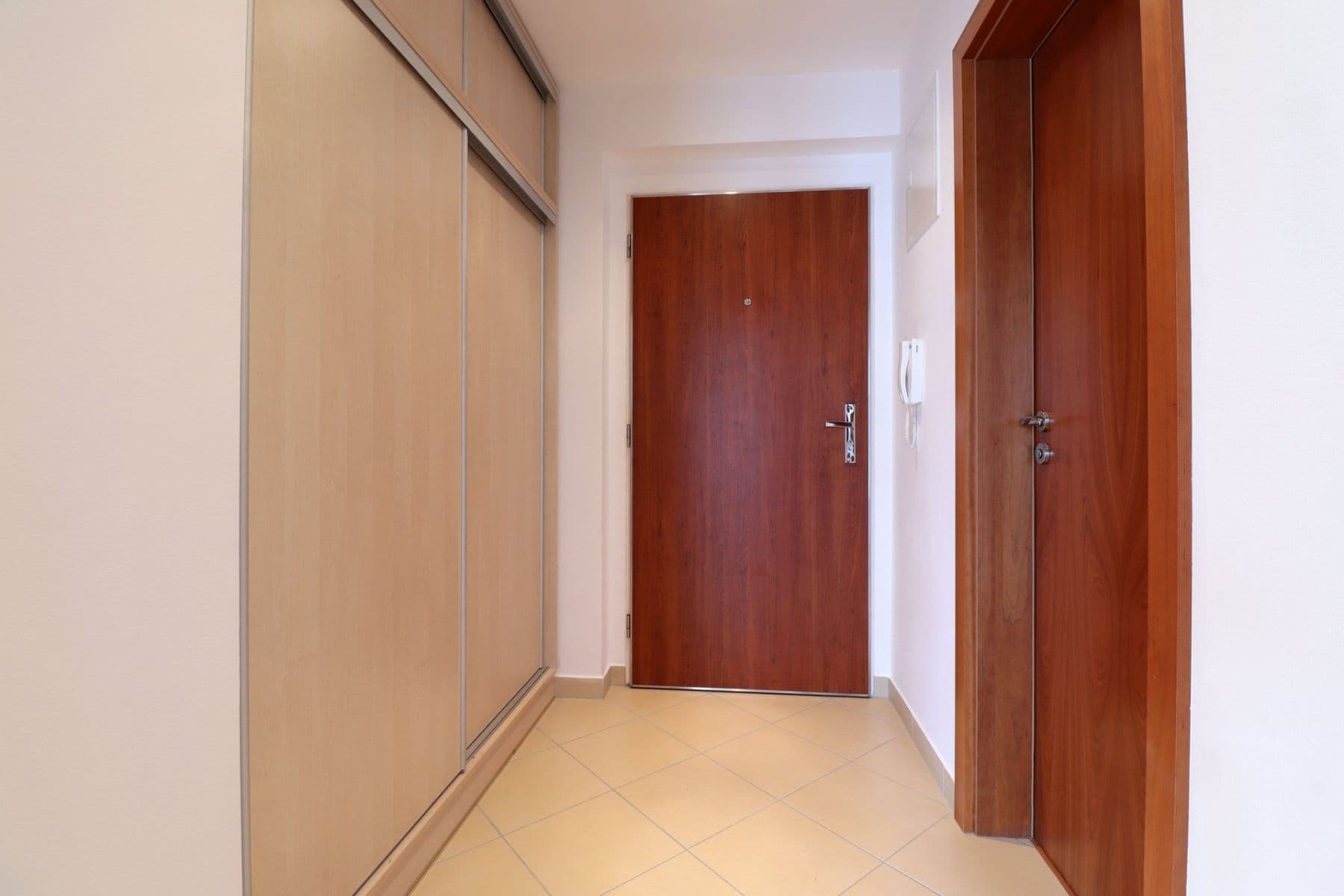 Prenájom bytu 2-izbový 49 m², Nad Akcízem, Praha, Praha Prenájom bytu 2-izbový 49 m², Nad Akcízem, Praha, Praha