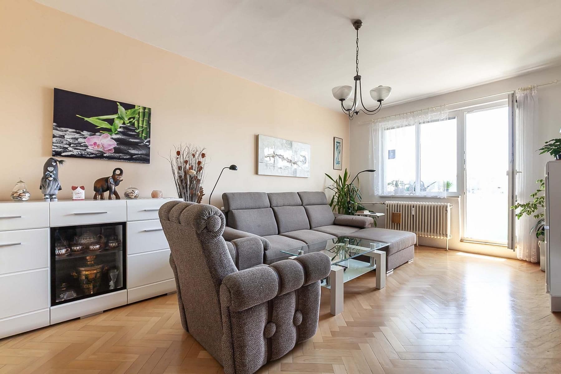 Predaj bytu 2-izbový 61 m², Dr. E. Beneše, Kralupy nad Vltavou, Středočeský kraj Predaj bytu 2-izbový 61 m², Dr. E. Beneše, Kralupy nad Vltavou, Středočeský kraj