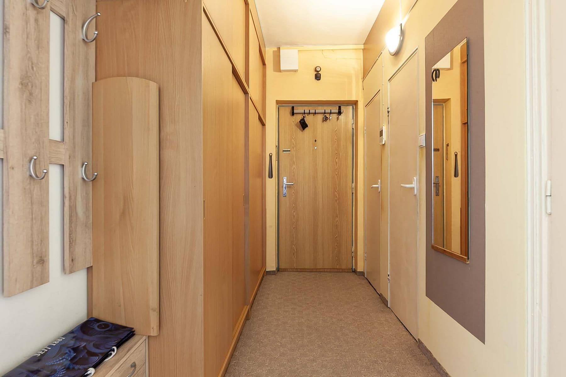 Predaj bytu 2-izbový 61 m², Dr. E. Beneše, Kralupy nad Vltavou, Středočeský kraj Predaj bytu 2-izbový 61 m², Dr. E. Beneše, Kralupy nad Vltavou, Středočeský kraj