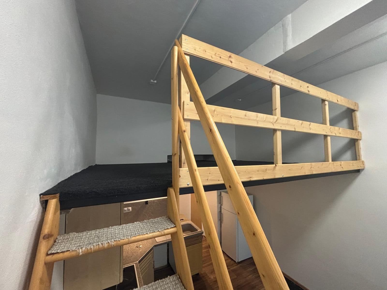 Predaj bytu 1-izbový 28 m², Ohradní, Praha, Praha Predaj bytu 1-izbový 28 m², Ohradní, Praha, Praha
