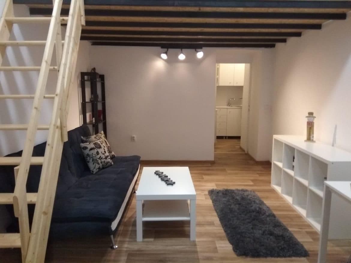 Predaj bytu 1-izbový 28 m², Ohradní, Praha, Praha Predaj bytu 1-izbový 28 m², Ohradní, Praha, Praha