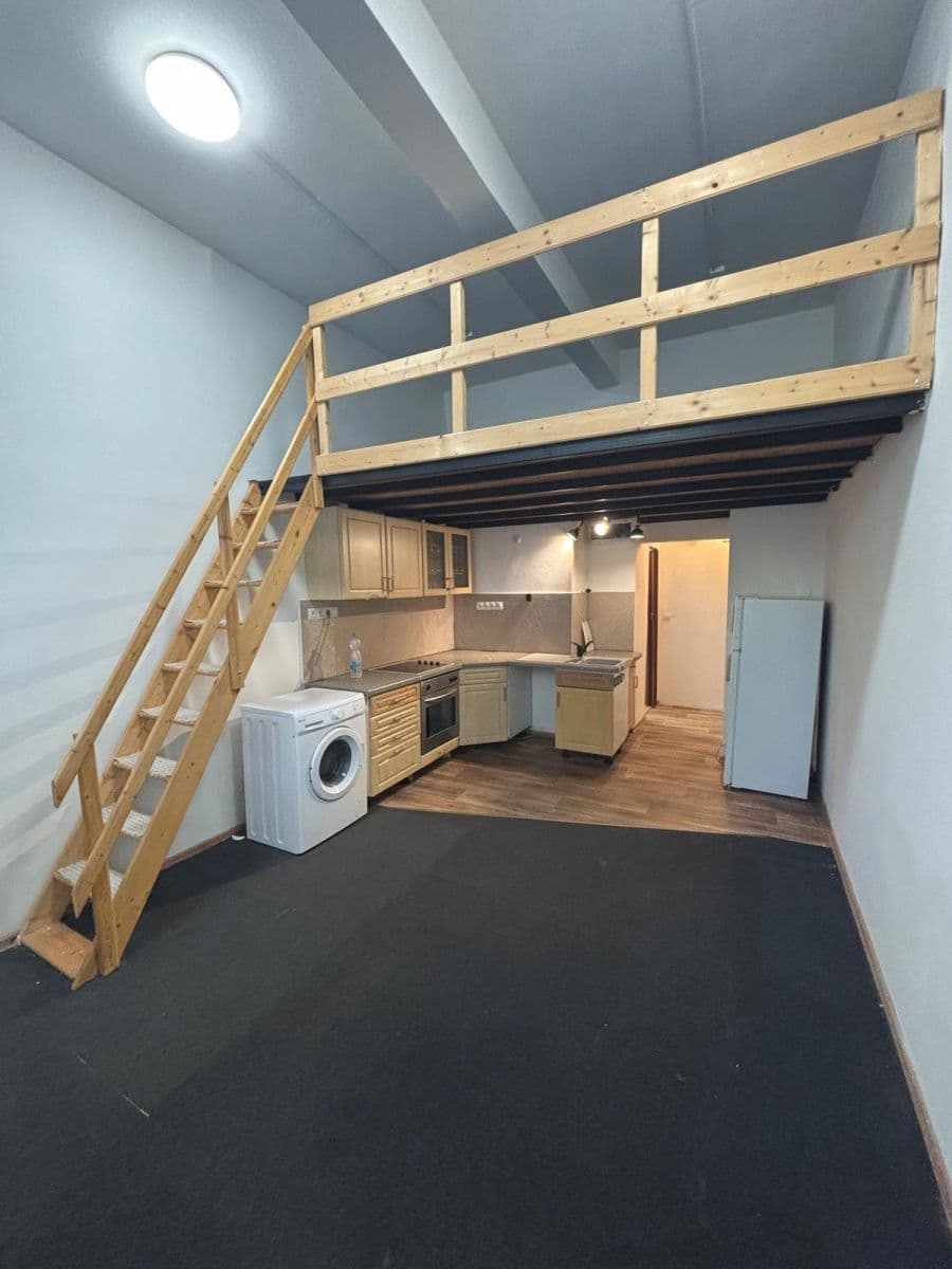 Predaj bytu 1-izbový 28 m², Ohradní, Praha, Praha Predaj bytu 1-izbový 28 m², Ohradní, Praha, Praha