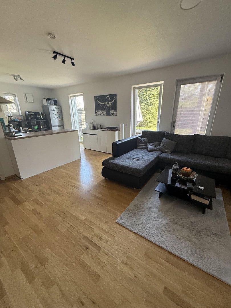 Prenájom bytu 2-izbový 50 m², Bahnhofstraße 4, Übersee, Bavorsko Prenájom bytu 2-izbový 50 m², Bahnhofstraße 4, Übersee, Bavorsko