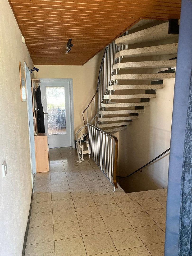 Predaj domu 159 m², pozemek 712 m², Morbach, Porýnie-Falcko Predaj domu 159 m², pozemek 712 m², Morbach, Porýnie-Falcko