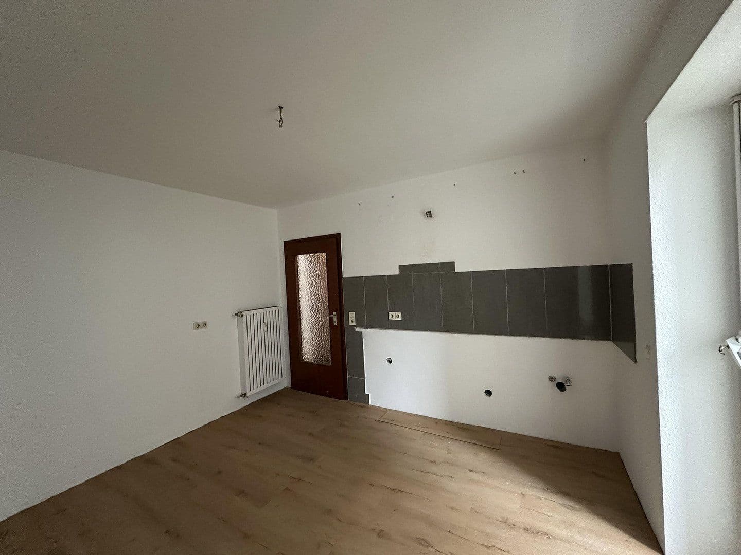 Prenájom bytu 2-izbový 61 m², Mannheim, Bádensko-Wurttembersko Prenájom bytu 2-izbový 61 m², Mannheim, Bádensko-Wurttembersko