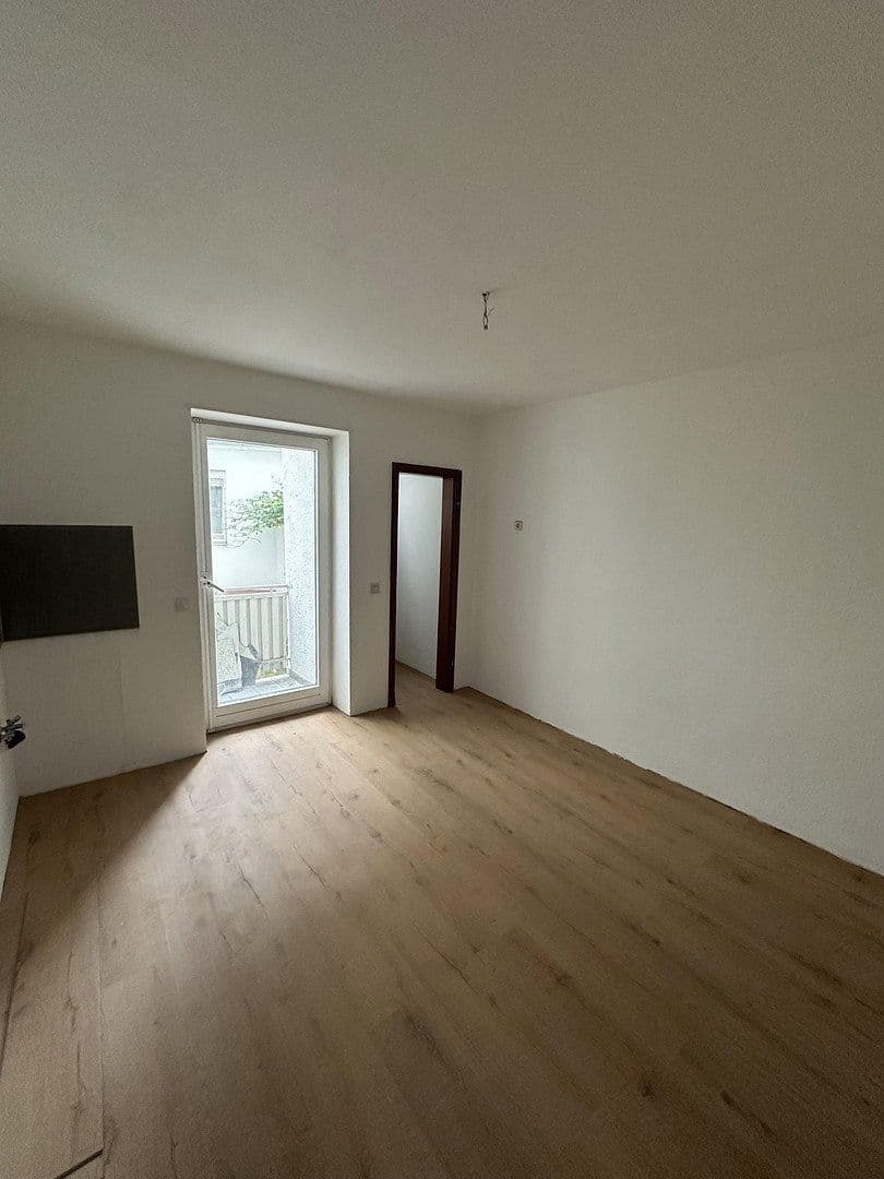 Prenájom bytu 2-izbový 61 m², Mannheim, Bádensko-Wurttembersko Prenájom bytu 2-izbový 61 m², Mannheim, Bádensko-Wurttembersko
