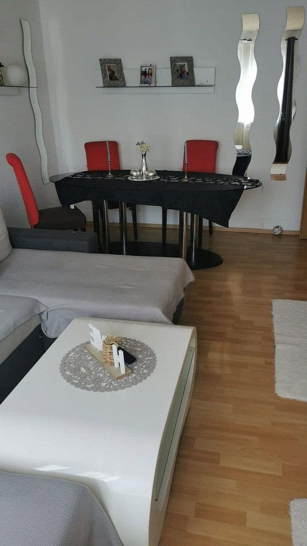 Prenájom bytu 4-izbový 92 m², Tösstrasse 2, Schramberg, Bádensko-Wurttembersko Prenájom bytu 4-izbový 92 m², Tösstrasse 2, Schramberg, Bádensko-Wurttembersko